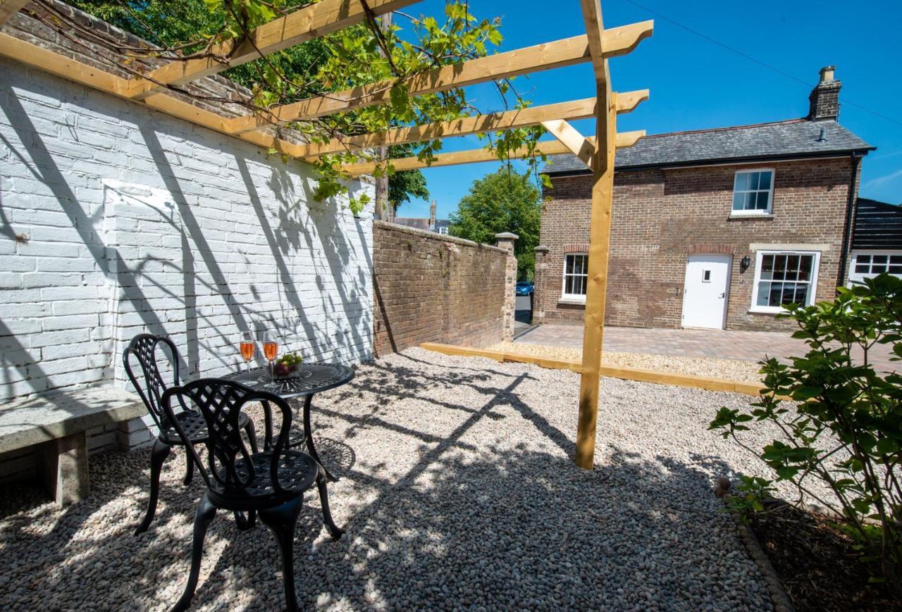 Villa Southgate Coach House Dorchester Esterno foto
